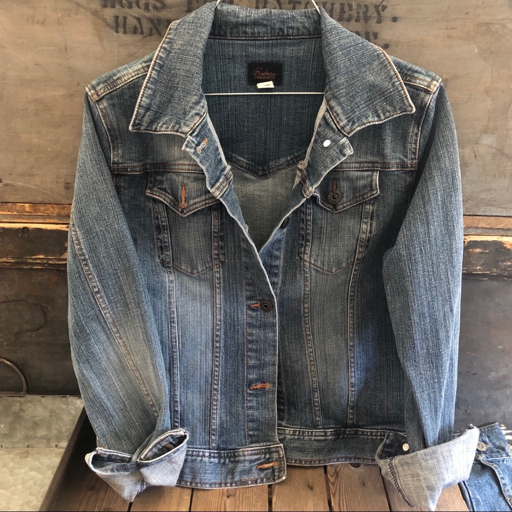 Custom Vintage Lee Riders Jean Jacket - Picture 2 of 3